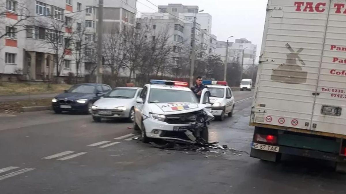 accident masina politie iasi