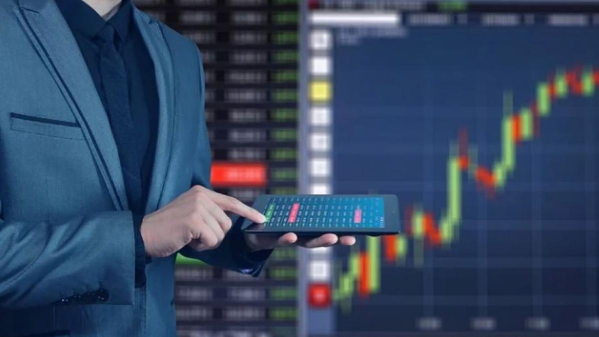 investitii criza financiara economii bani