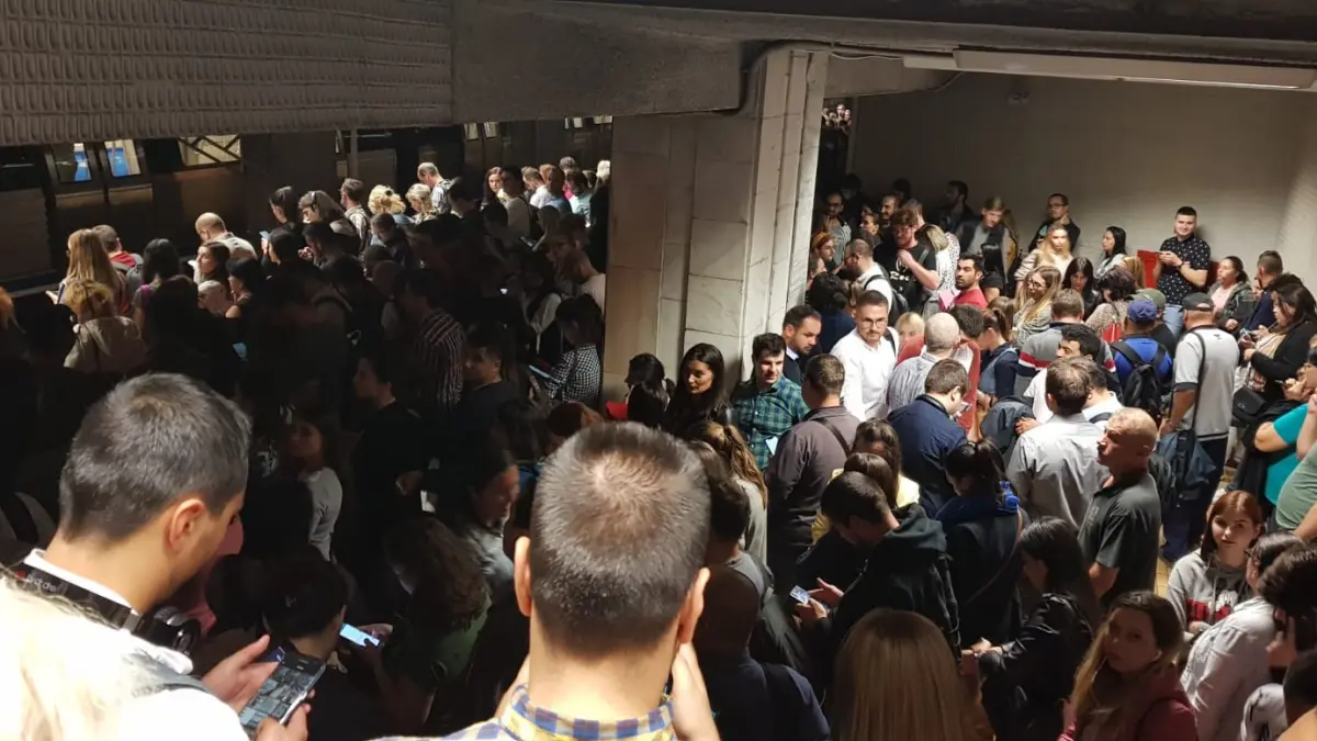 metrorex masuri prevenirea supraaglomerarii statiilor de metrou
