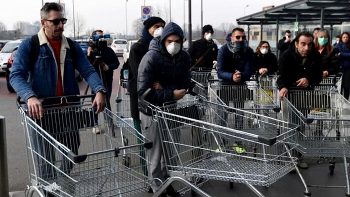 izolati facebook voluntari