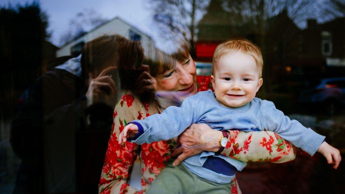 doctor mihai craiu nu lasati copiii la bunici