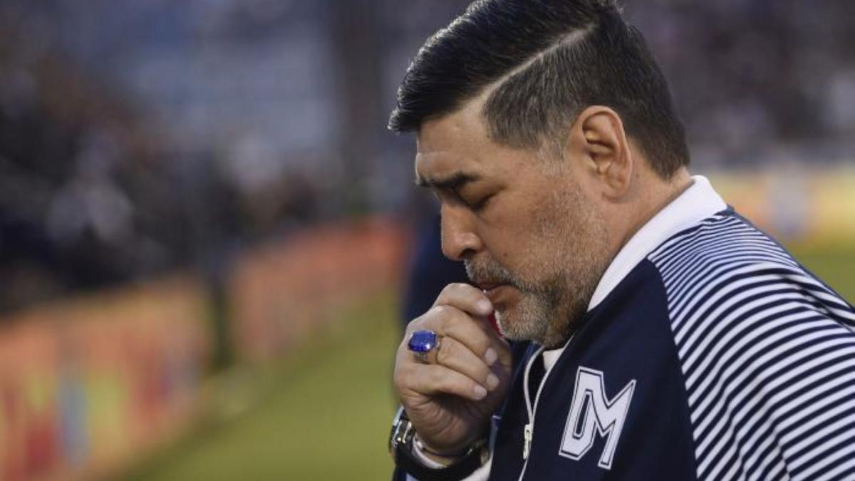 diego maradona carantina pandemie