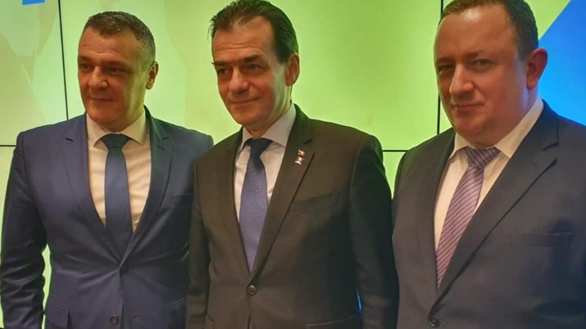 ludovic orban surprins intre cei doi politicieni pnl contaminati cu coronavirus foto
