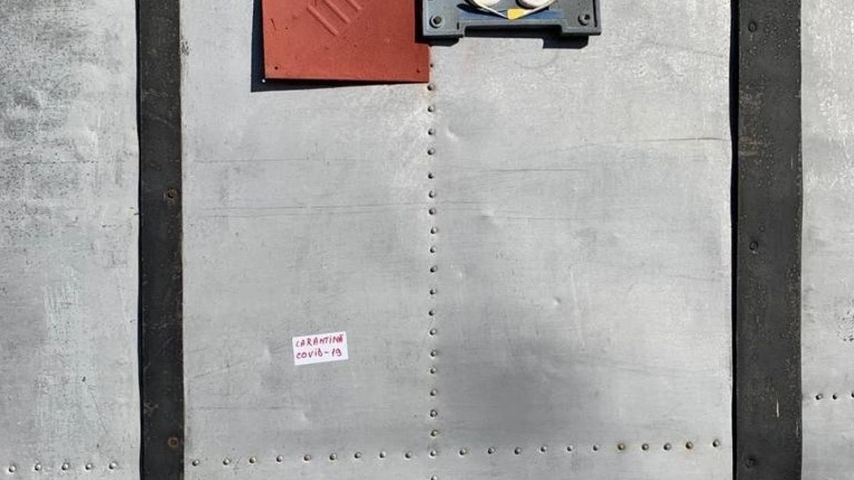 panica bihor dupa ce oamenii s au trezit cu mesajul carantina covid 19 pe porti