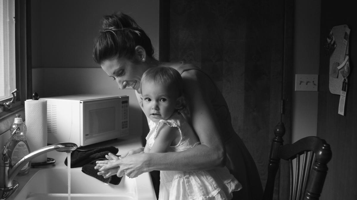 coronavirusul pe intelesul copiilor sfaturi de la expertii americani despre comunicarea cu cei mici