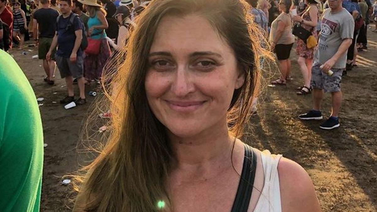 natasa a inceput sa simta ceva in plamani iar cateva zile mai tarziu a fost gasita moarta in casa