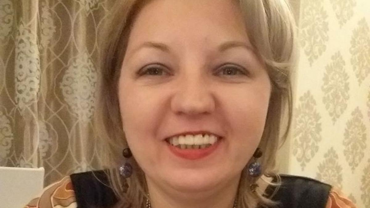 o femeie de 42 de ani din suceava isi striga durerea suntem lasati de izbeliste toti avem dreptul