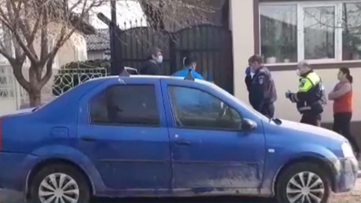 fetita patru ani injunghiata mama