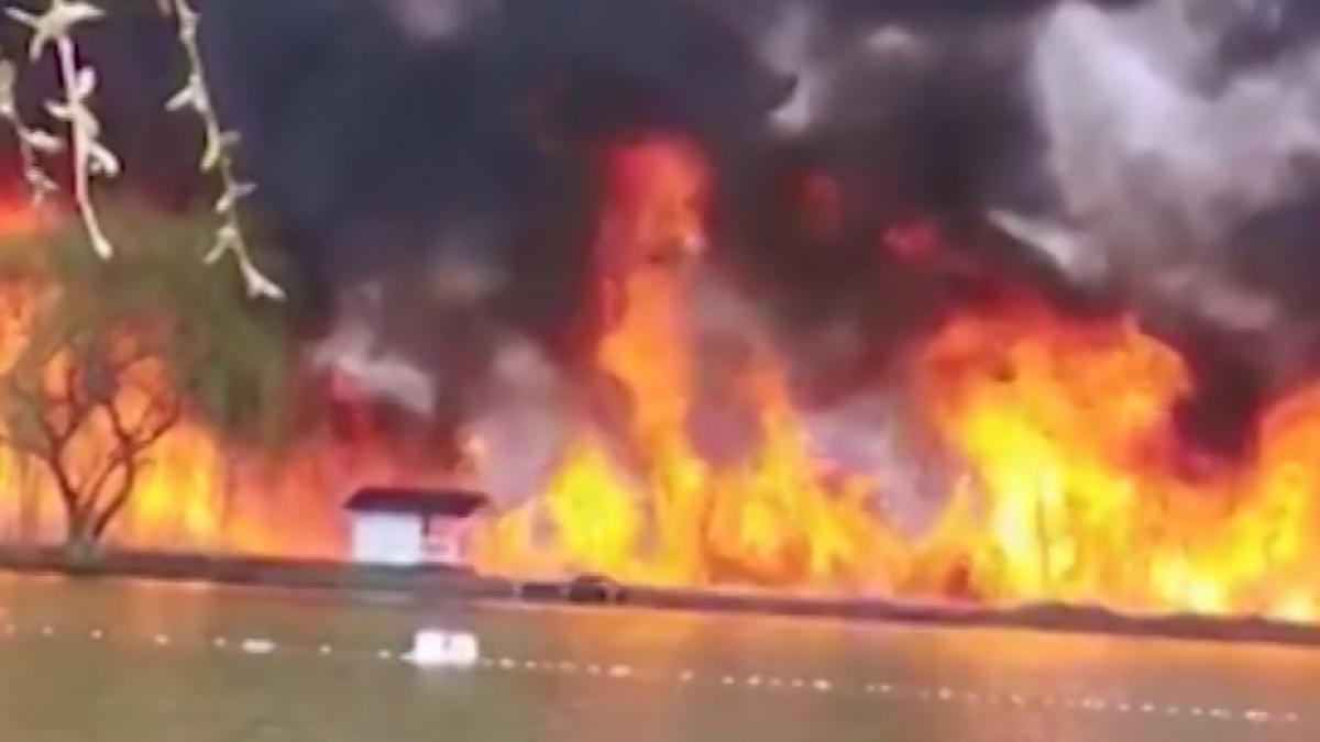 incendiu lacul 5 lazuri dambovita