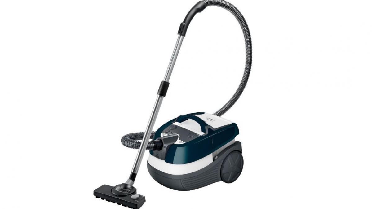 emag reduceri 3 aspiratoare cu spalare ca sa ai casa curata ca un palat de clestar