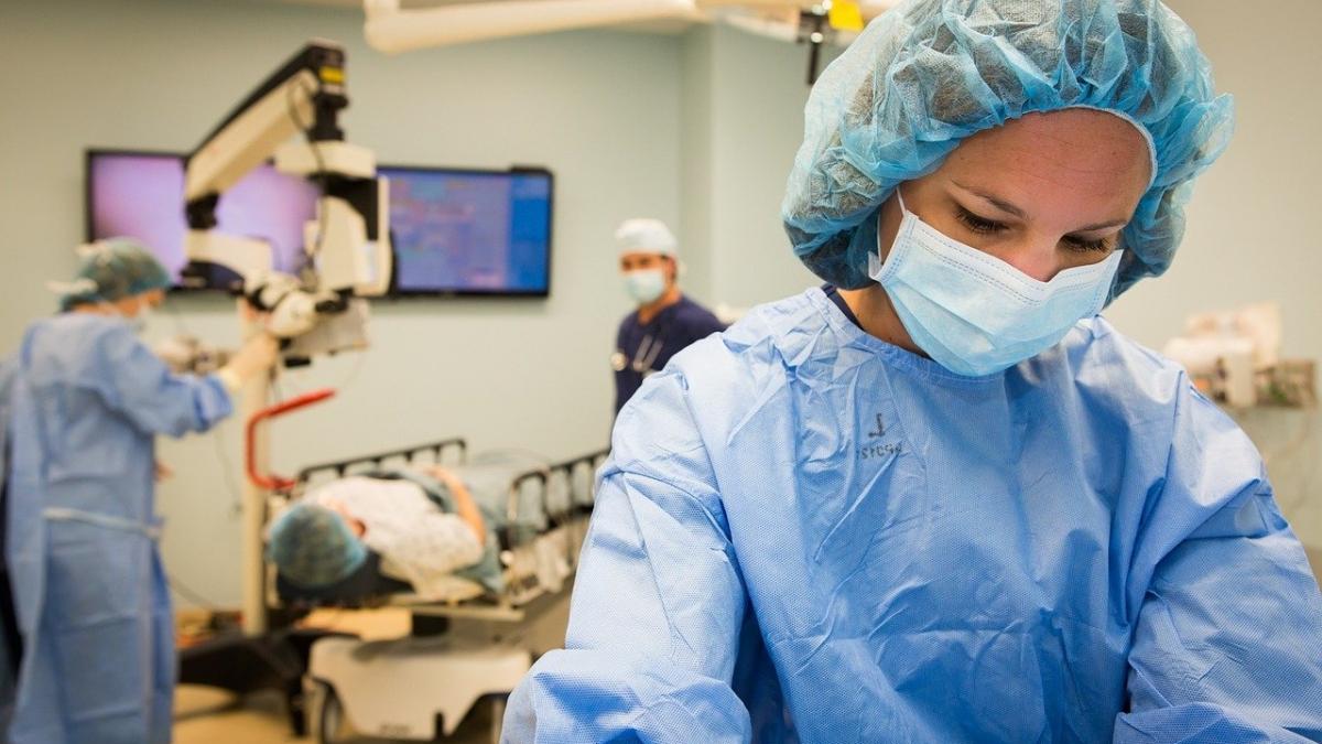 spitalul arad medici infectati coronavirus