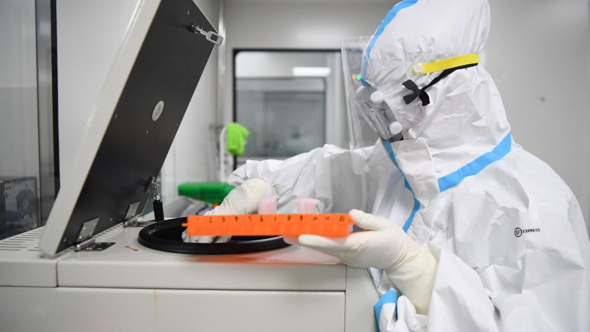 oamenii cu coronavirus sunt contagiosi inca opt zile dupa vindecare