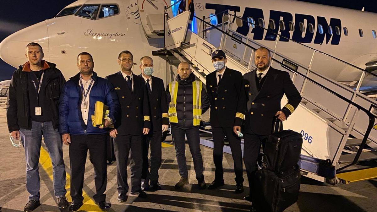 un avion cu 200 de mii de masti de protectie pentru medici va ajunge in aceasta seara in romania