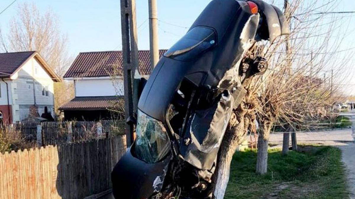 accident auto masina copac slatina