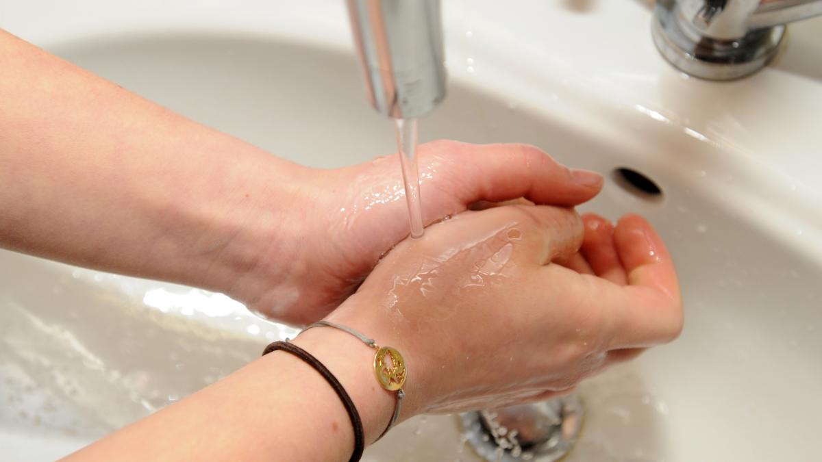 dermatologi medici piele semne coronavirus