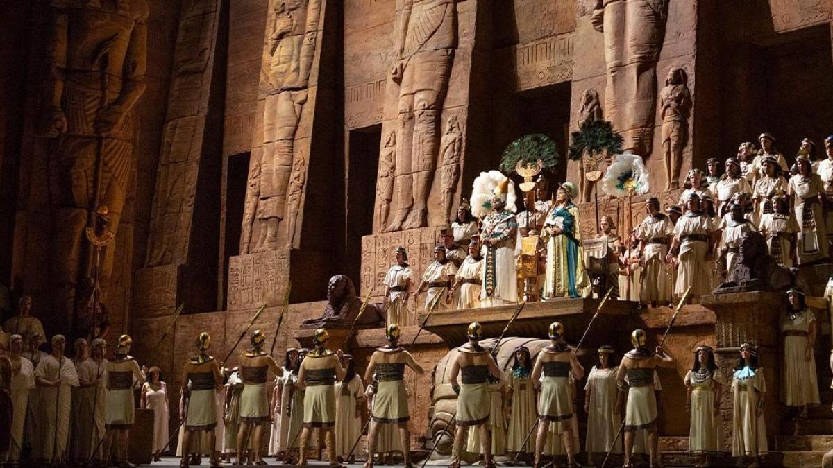 Invitație la Metropolitan Opera din New York