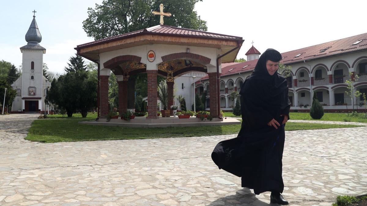 manastirea dragomirna suceava carantina noua maicute coronavirus