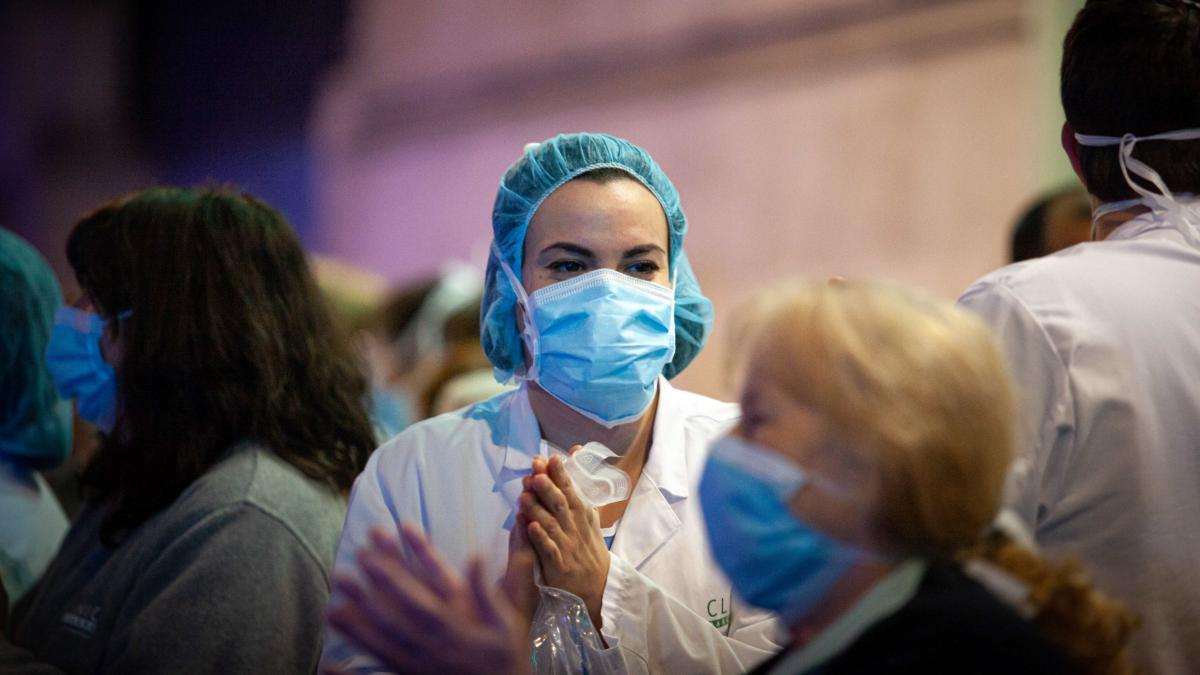 medic dat afara casa clor coronavirus