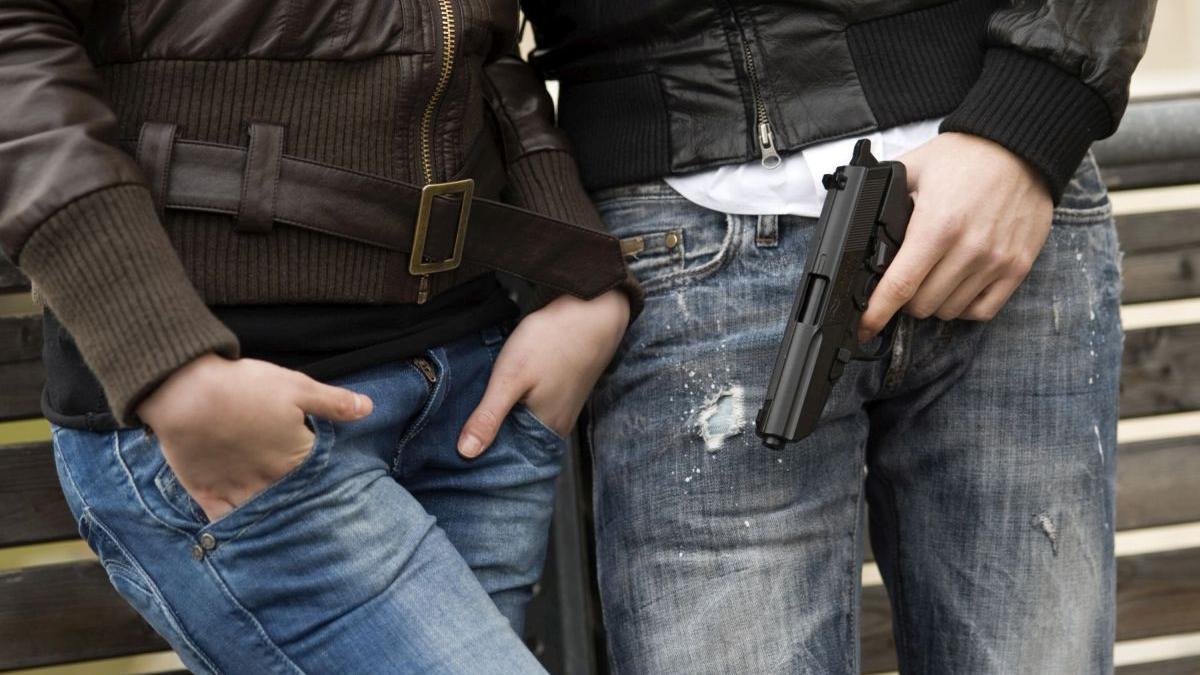 interlop din caracal retinut dupa ce i a amenintat pe politisti