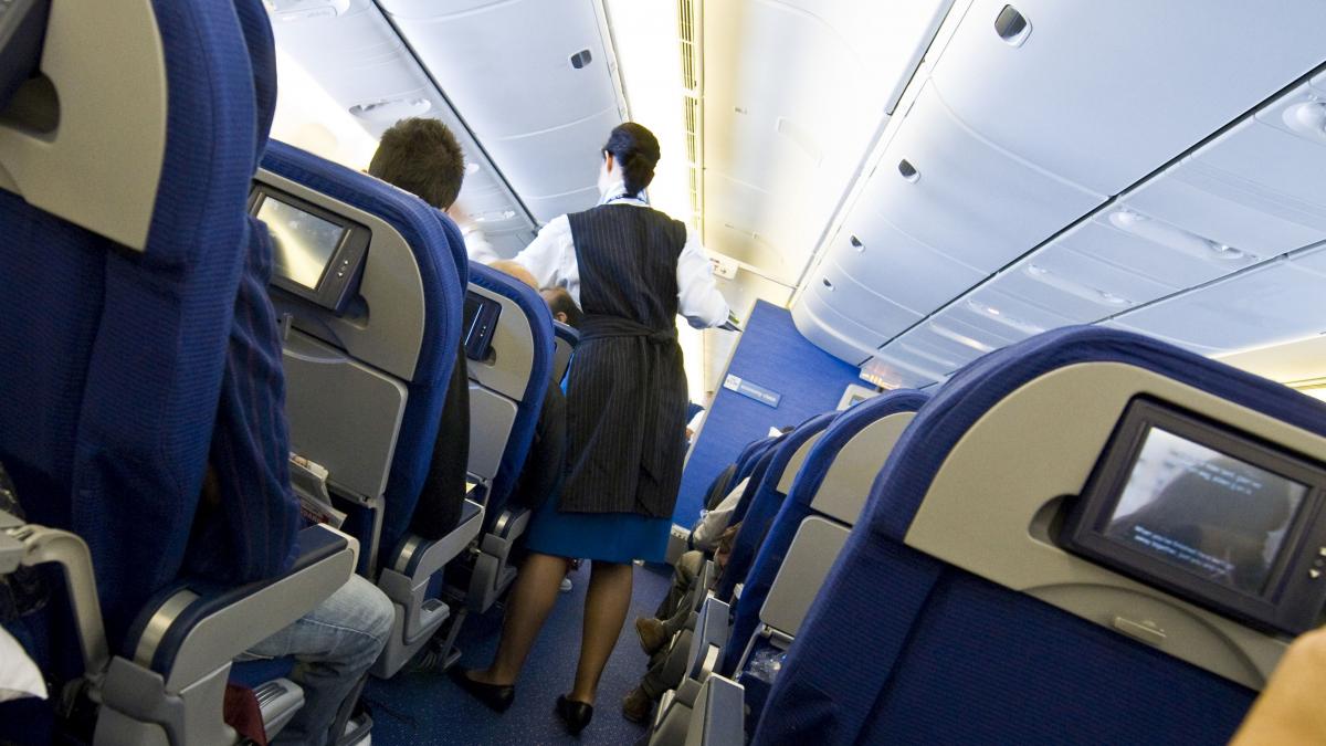 zboruri anulate iasi germania muncitori romani