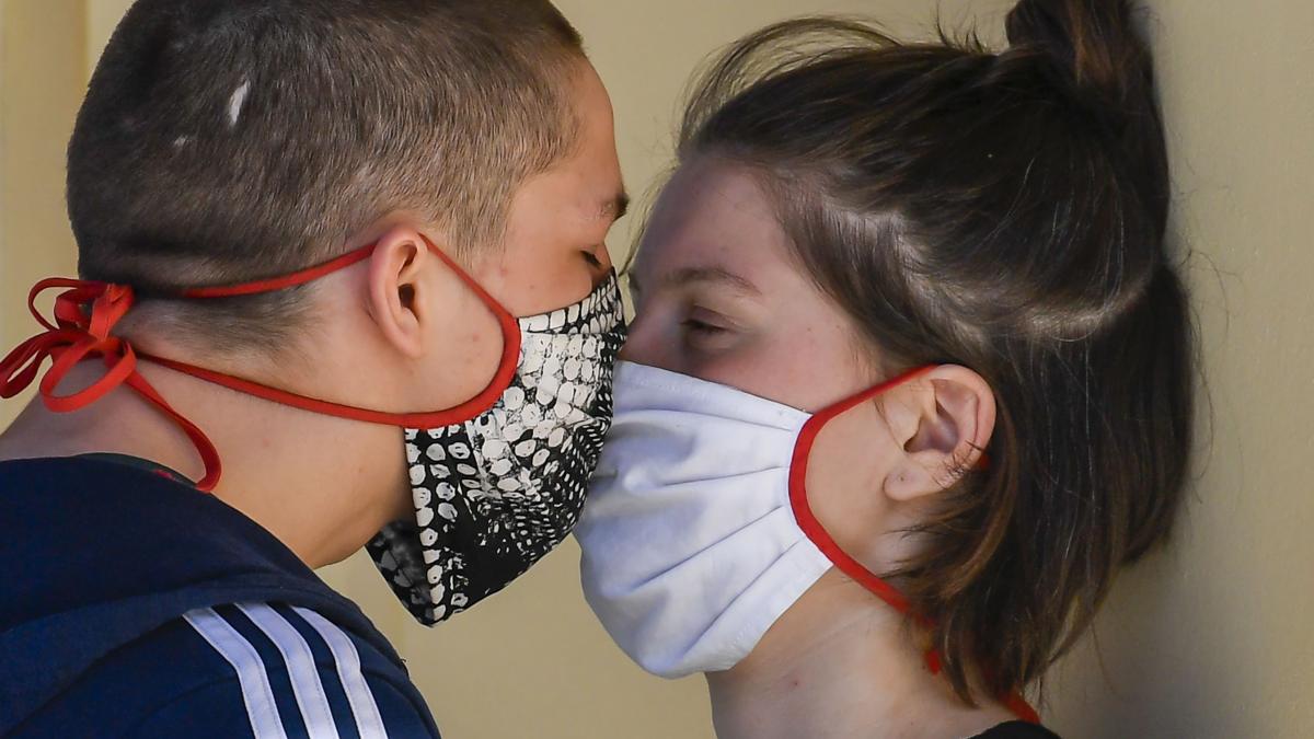 fertilizare in vitro coronavirus