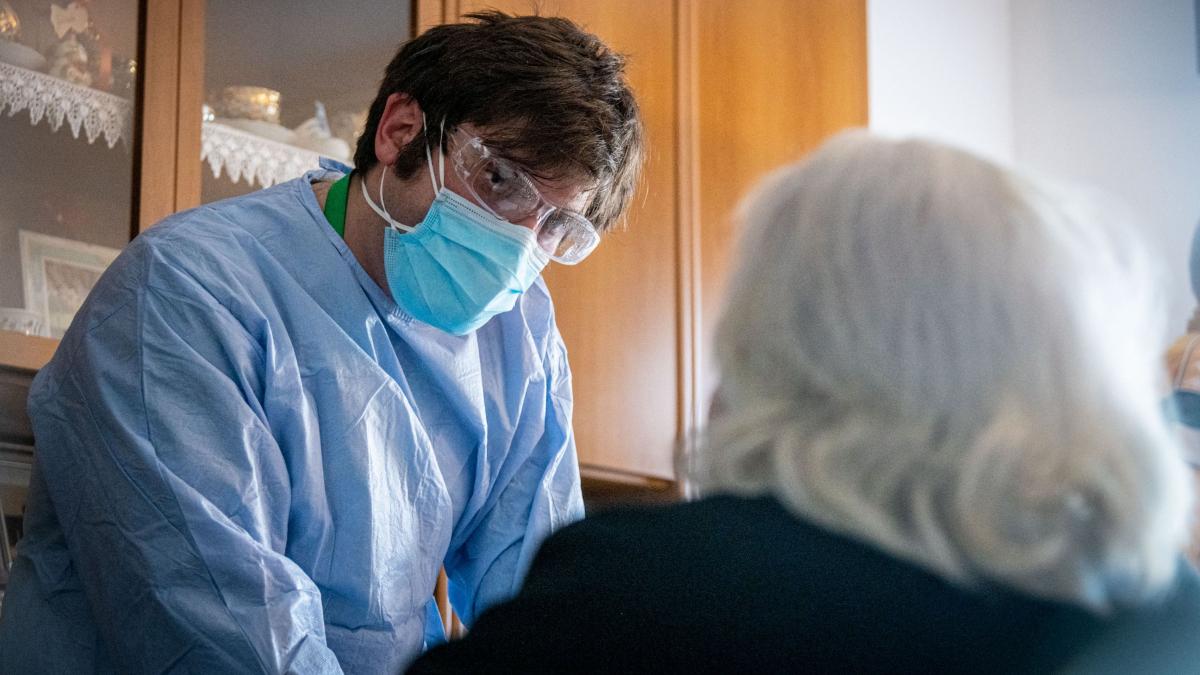 romani rezistenti covid genetic