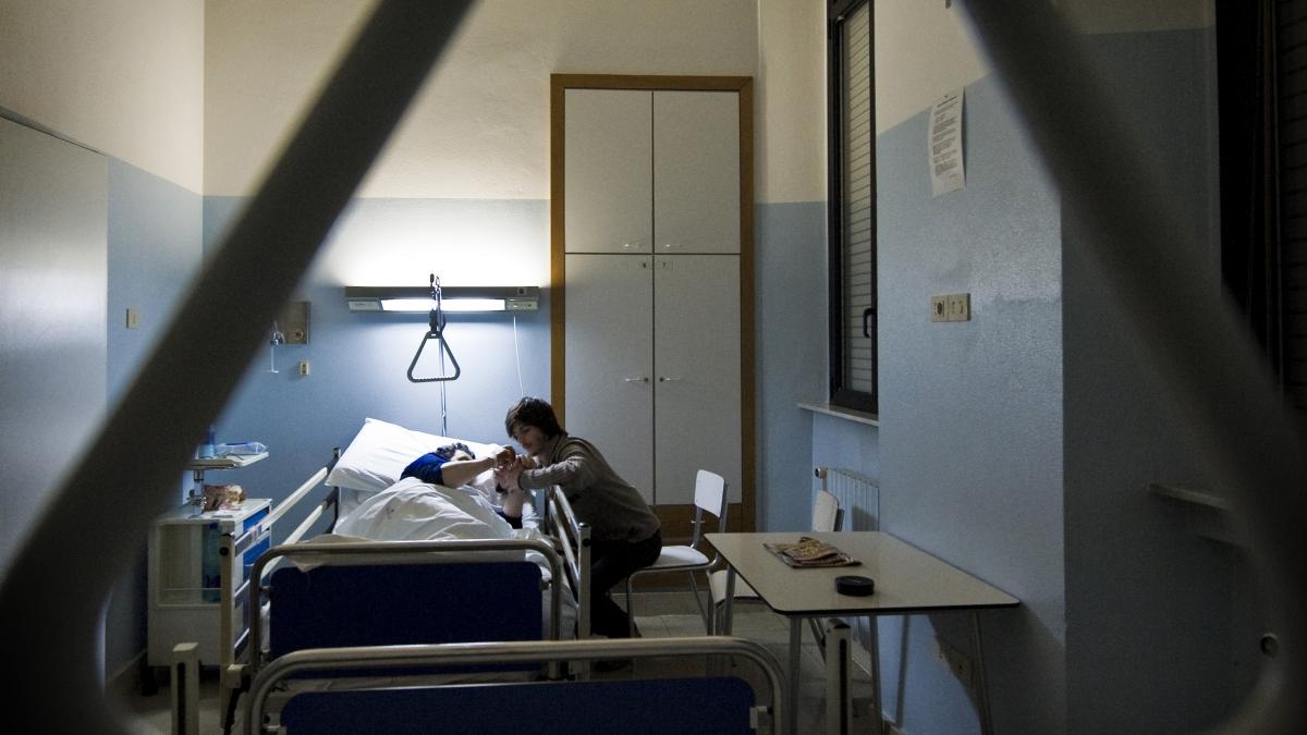 310 noi cazuri de coronavirus in romania numarul persoanelor infectate ajunge la 6 300