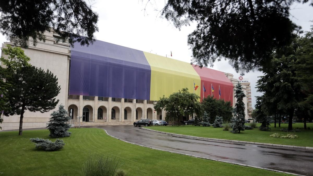 in plina pandemie de coronavirus guvernul opreste investitiile mari