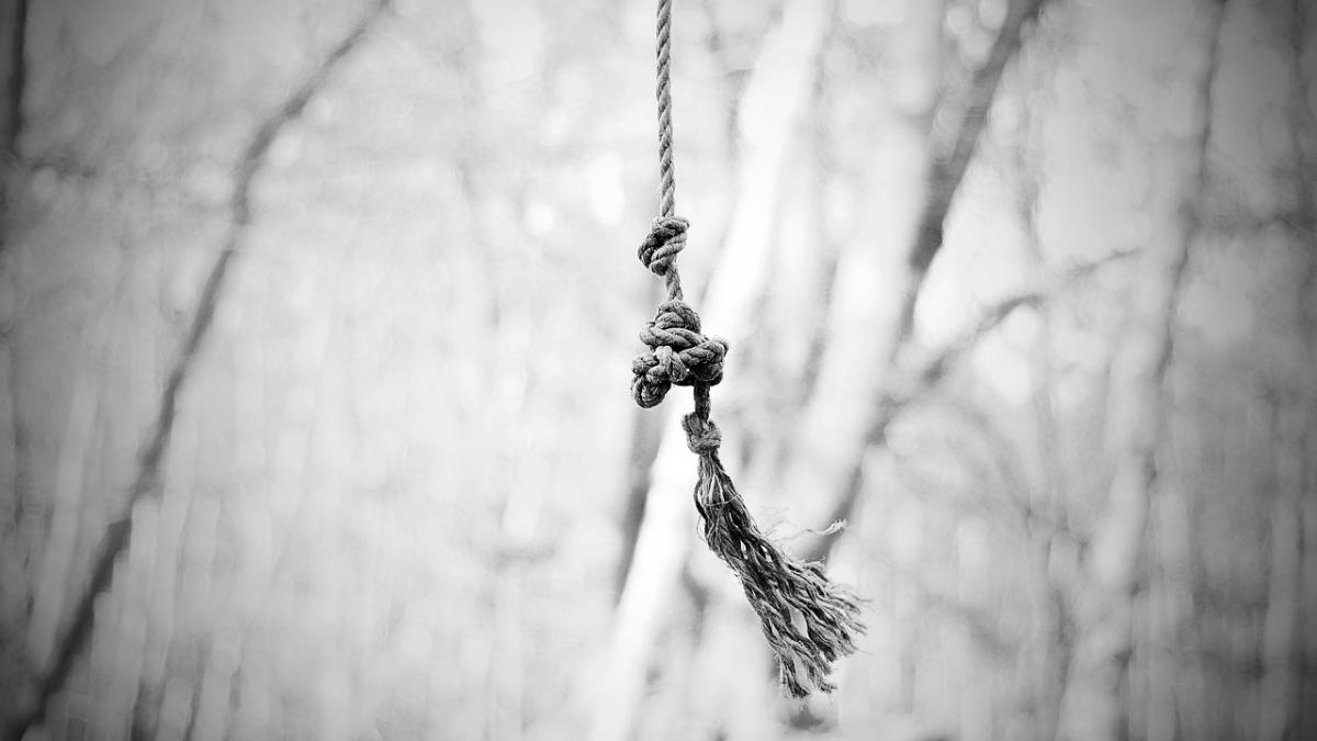 suspect de covid 19 gasit spanzurat in spitalul judetean botosani