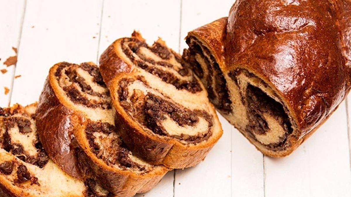 reteta simpla cozonac nuca