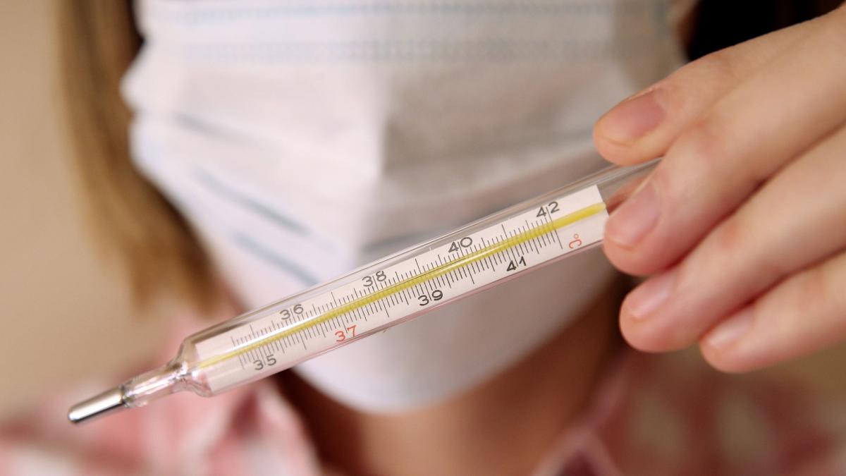 medicii din spania atentioneaza un nou simptom al coronavirusului