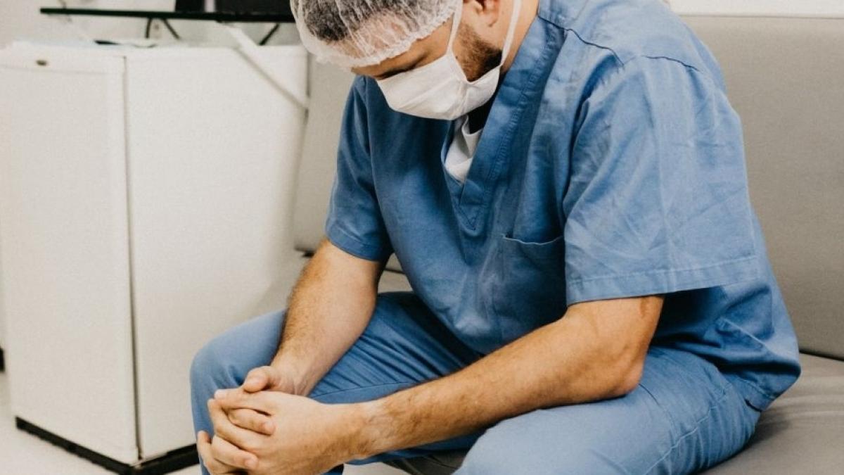 peste 1000 de cadre medicale din romania infectate cu noul coronavirus