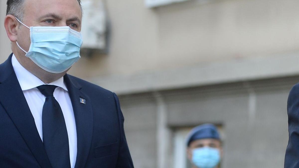 ministrul sanatatii la suceava se va preda managemenul militar unei echipe civile