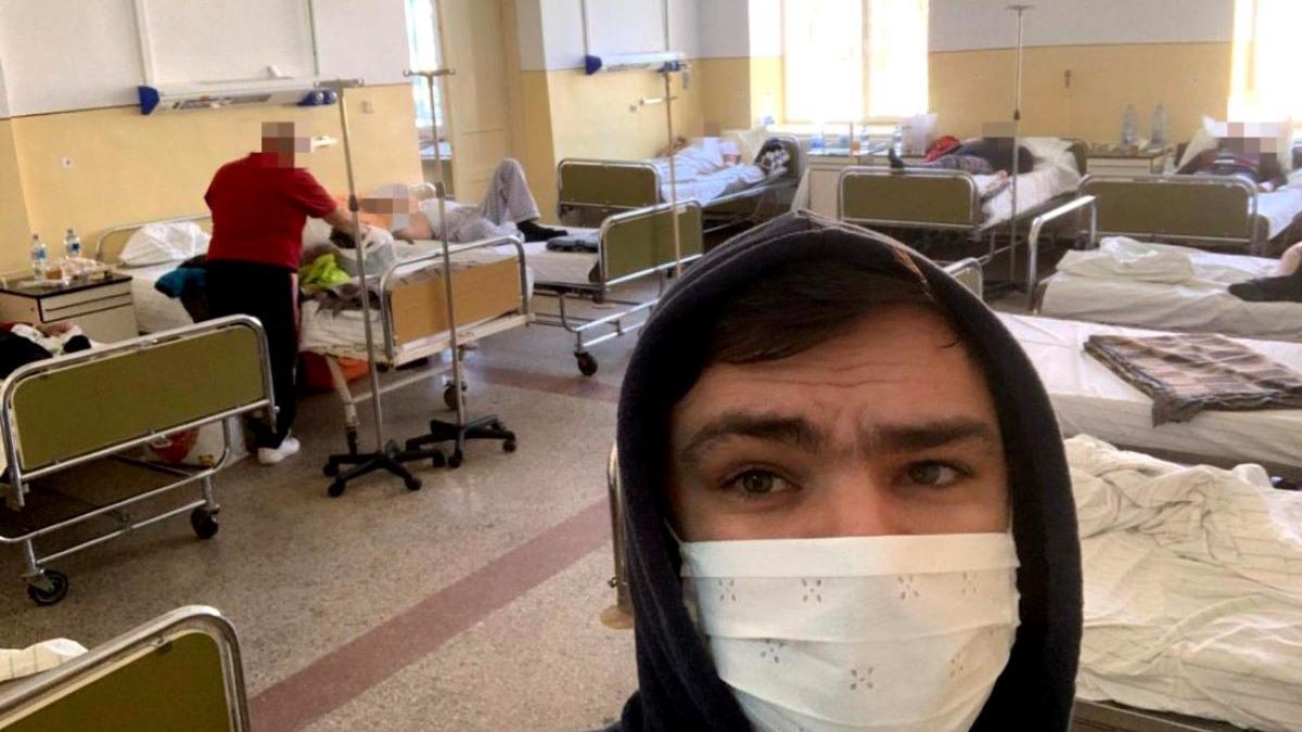 cazul unic al barbatului asimptomatic care a stat 6 saptamani in spital