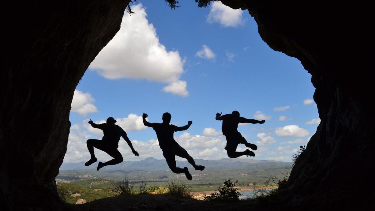 15 tari relaxeaza restrictiile de astazi