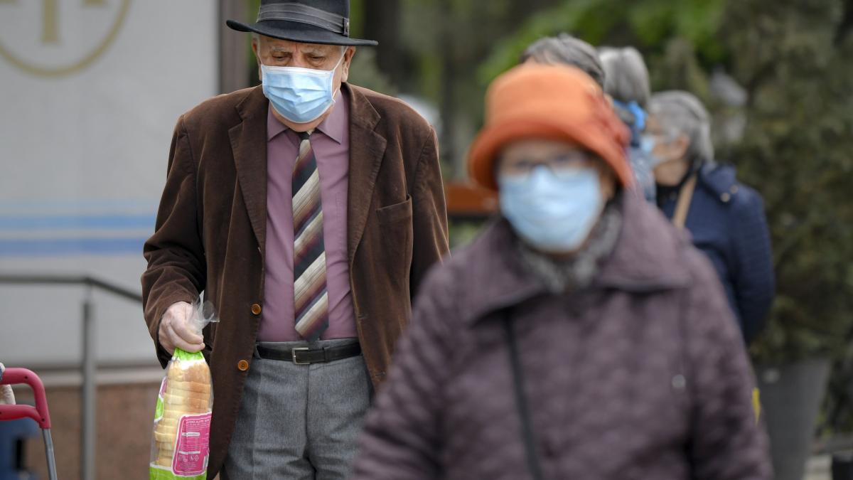 19 membri aceeasi familie confirmati covid 19 buzau