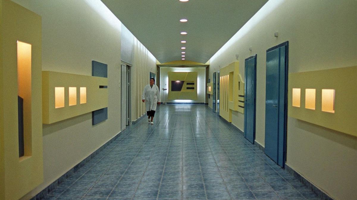 medicii cer redeschiderea spitalelor mii de pacienti cu probleme grave de sanatate sunt in pericol