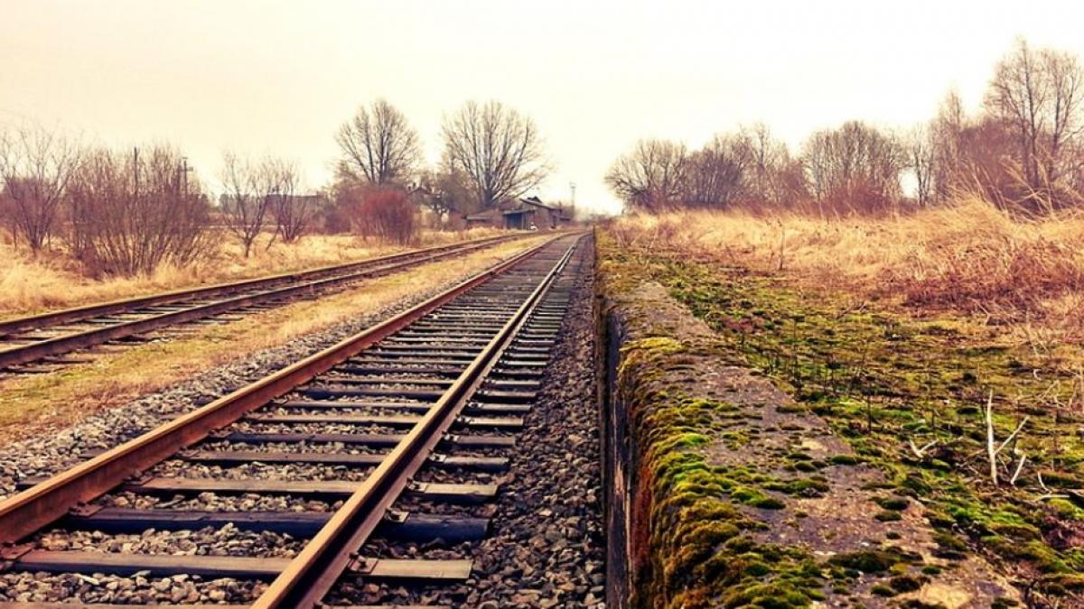 tragedie pe calea ferata in india 16 muncitori migranti au adormit pe sine si au fost calcati de
