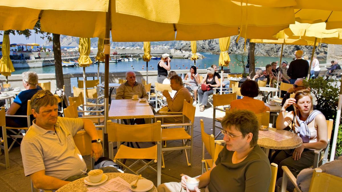 terasele ar putea fi redeschise de la 1 iunie iar restaurantele doua saptamani mai tarziu