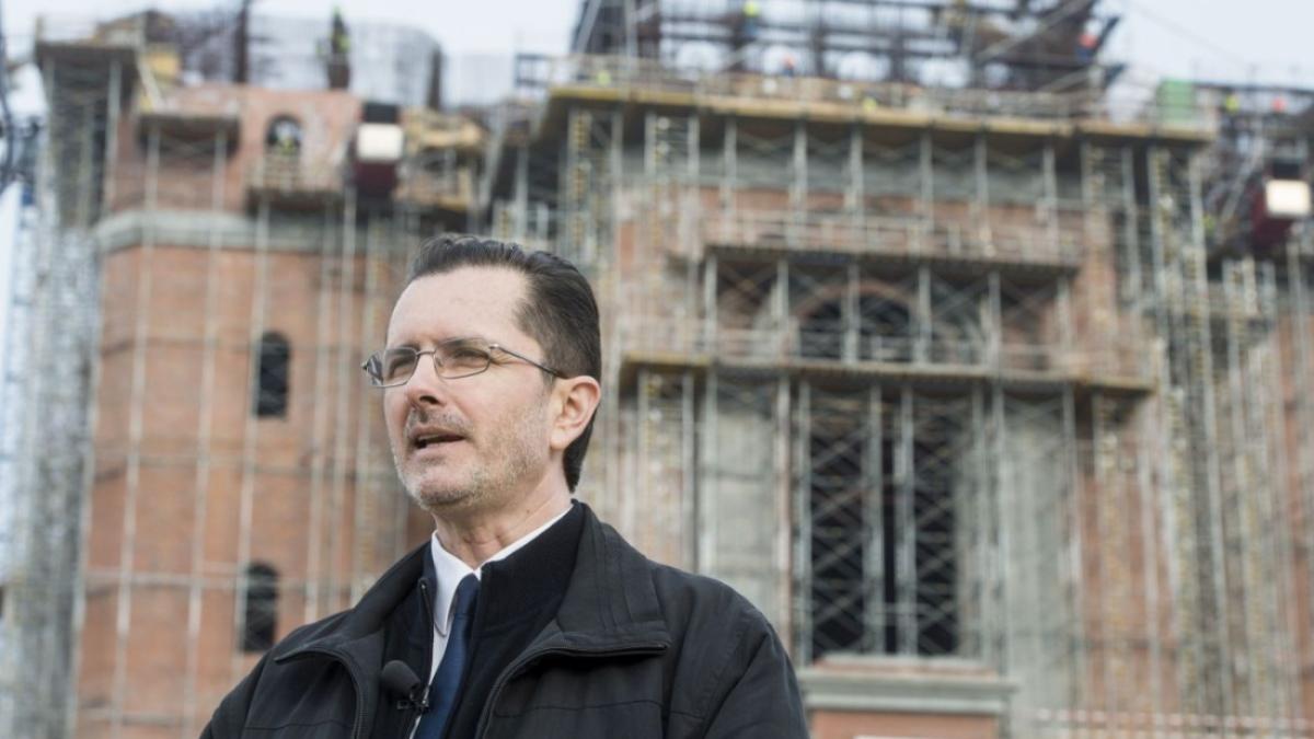 biserica respinge recomandarea de 8 mp per persoana cifra trebuie rectificata