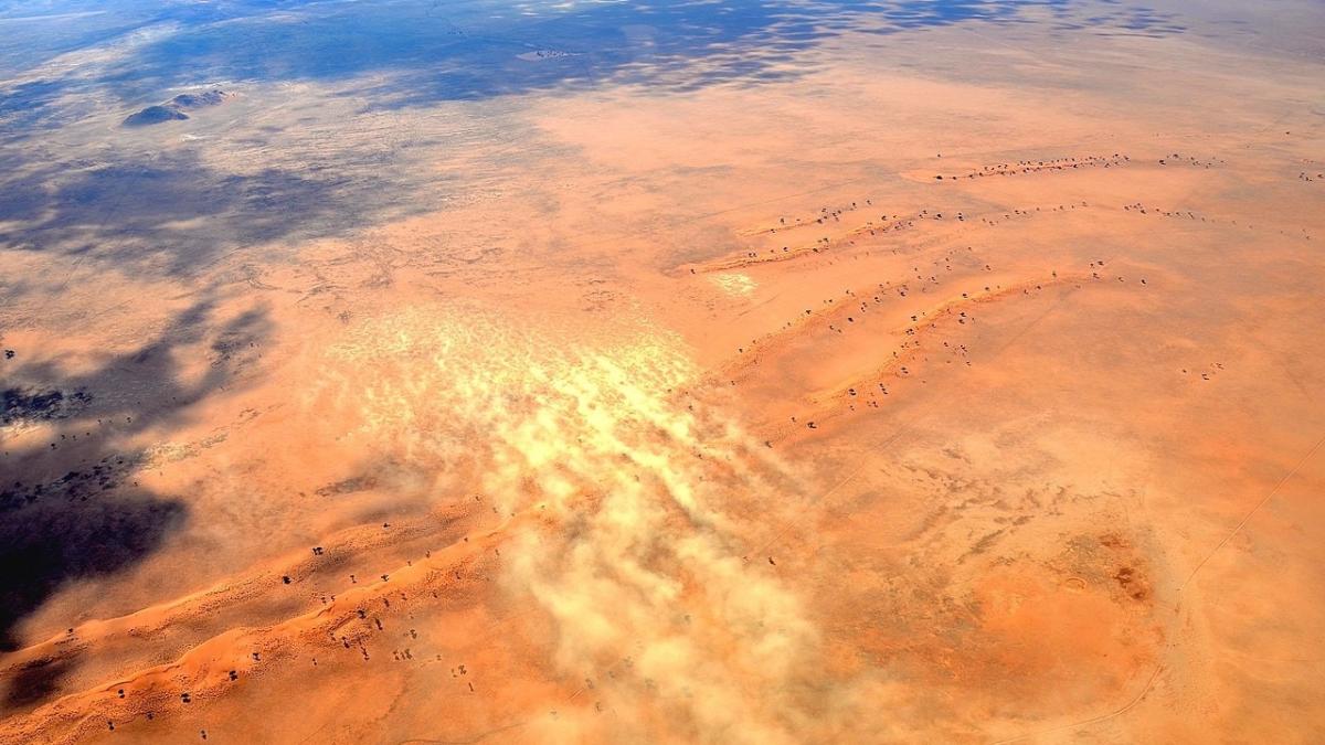 norul de praf saharian ajunge din nou in romania