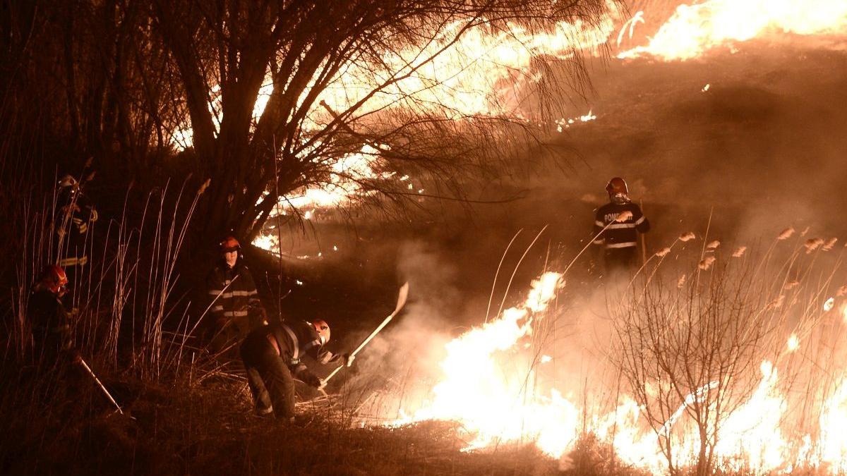 incendiu neamt pompieri cara apa rucsac