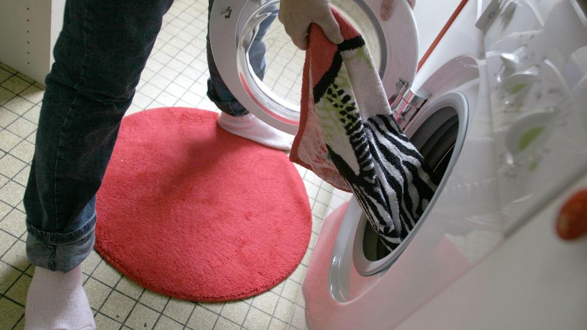 recomandari spalare haine oms