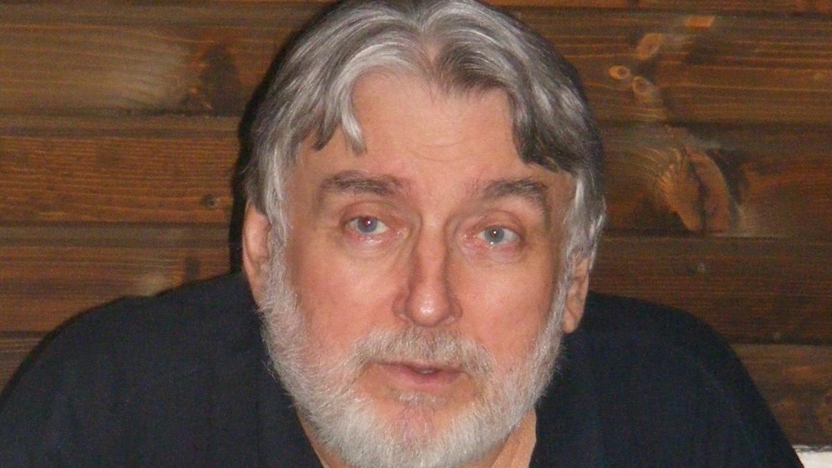 poezia cutremuratoare a lui adrian paunescu care pare ca a prevestit coronavirusul