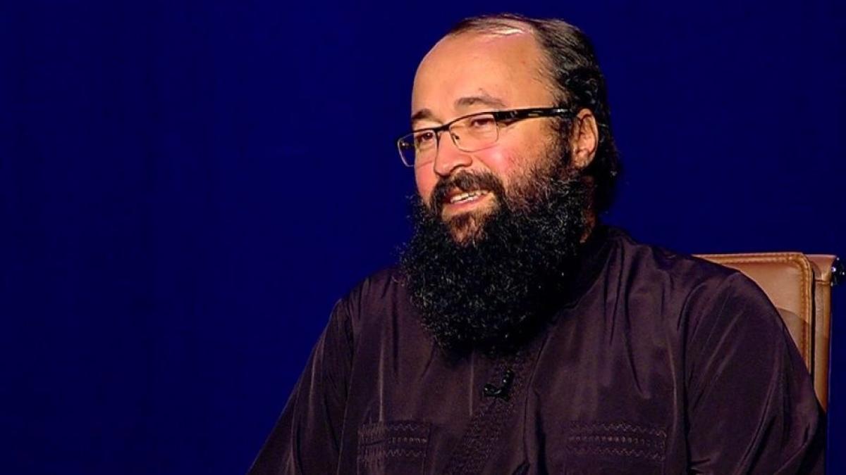 preotul visarion alexa e inadmisibil sa umilesti biserica cu pahare si lingurite de plastic ca si