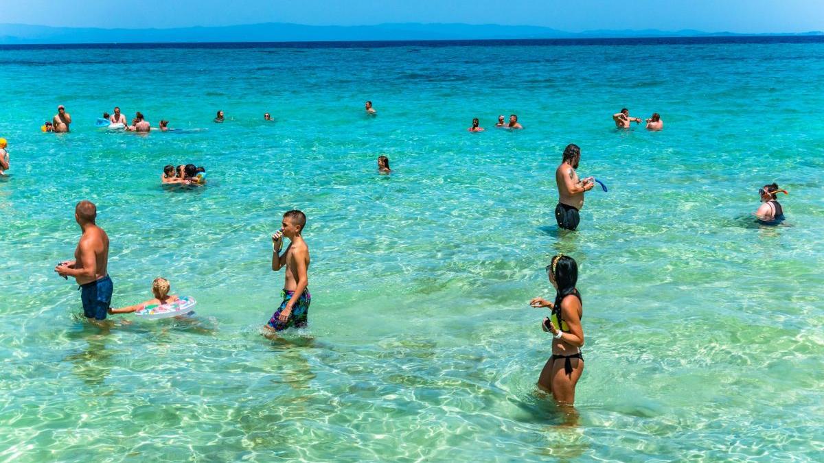 grecia plaje carantina coronavirus