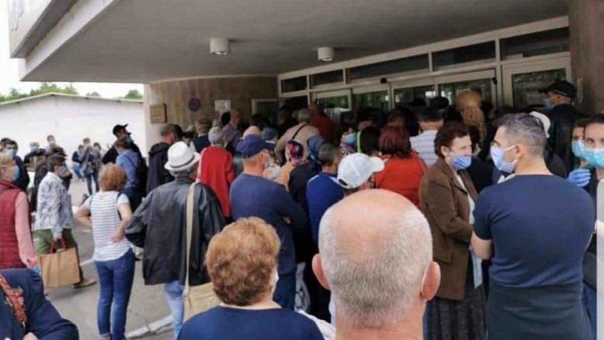 aglomeratie coada institut oncologic pandemie