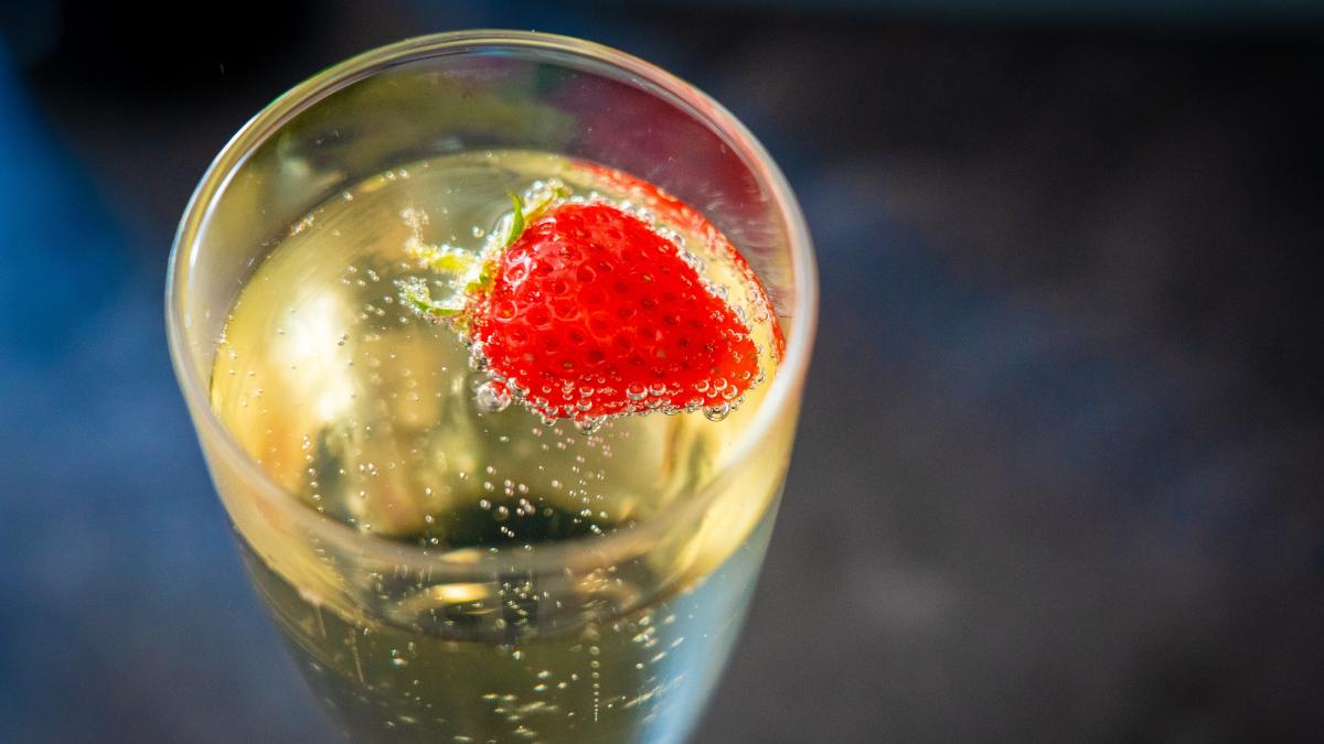 5 motive sa bei prosecco vedeta zilelor efervescente de vara