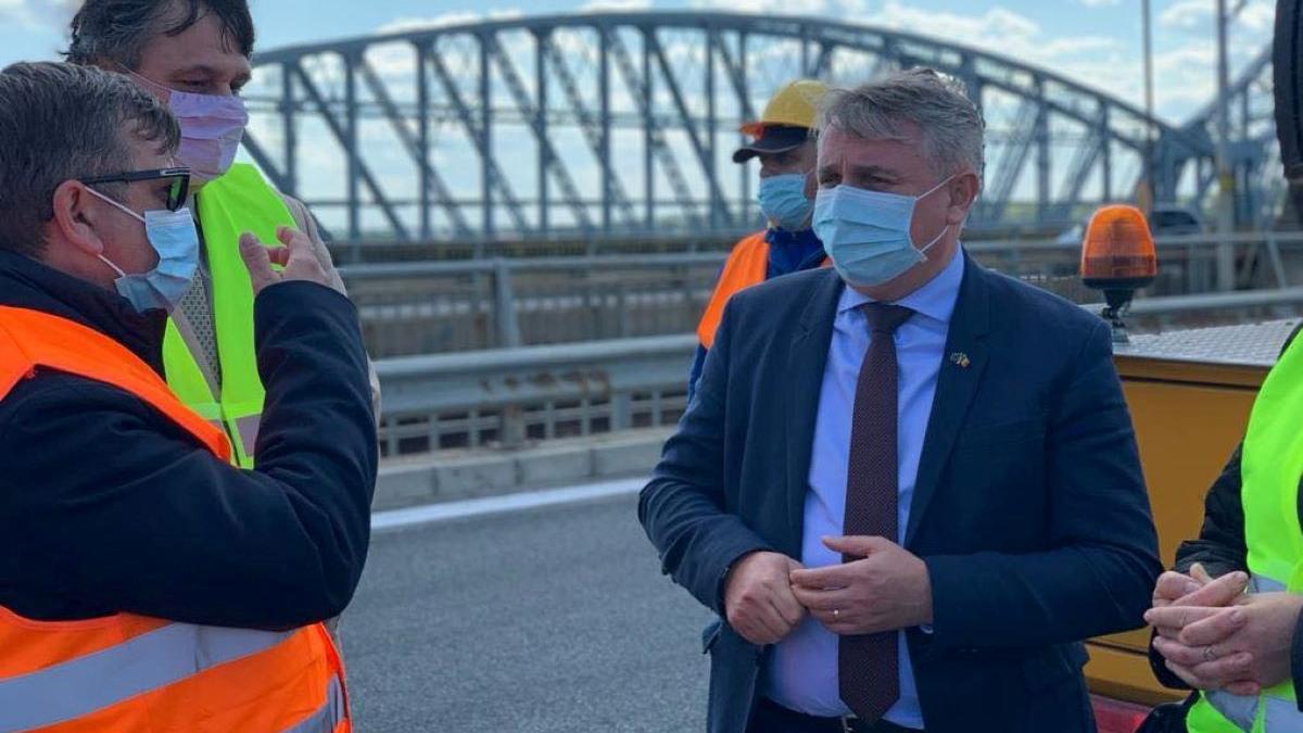 ministrul transportului cere sistarea lucrarilor de pe autostrada a2 incepand cu 15 iunie