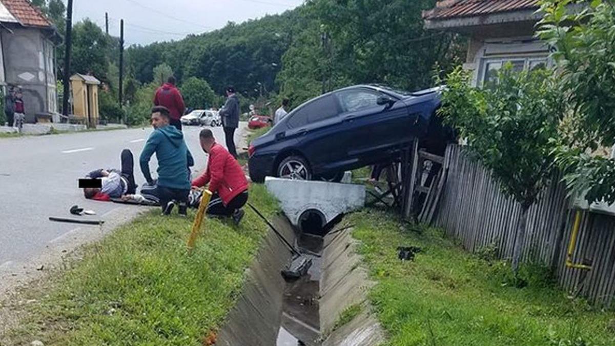 accident ticleni soferita casa